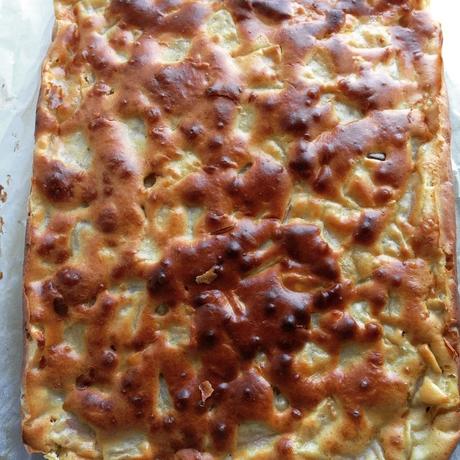 Torta di mele e olio al limone