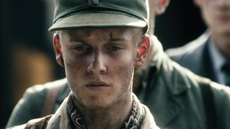 Land of Mine - Sotto la sabbia: Il trailer italiano del film di Martin Zandvliet