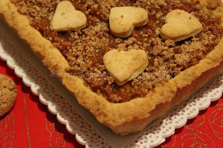 Crostata con confettura di zucca e amaretti