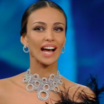 Look Sanremo 2016 Madalina Ghenea