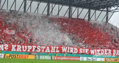 (VIDEO)30.000 Rot Weiss Essen's fans atmosphere, 4th league Germany