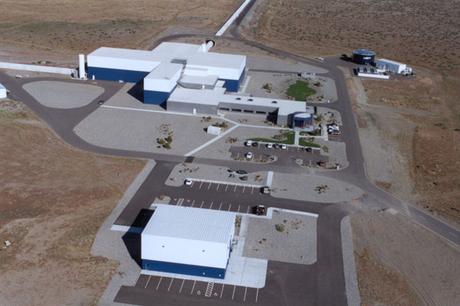 LIGO a Hanford. Crediti: LIGO Laboratory; Gary White (Hanford); Aero-Data, Mark Coles (Livingston)