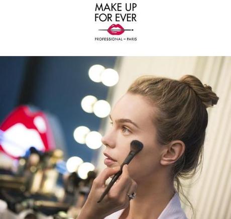 Make up school in tour by Make Up Forever