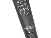 close make n°326: Nars, Velvet Matte Skin Tint (Finland Light1)