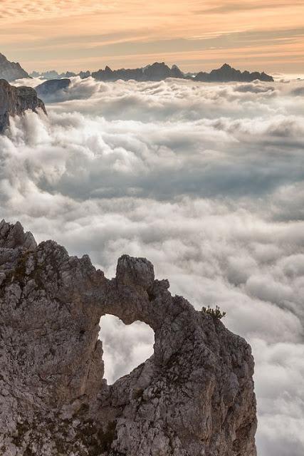 Tutto è pieno d'amore