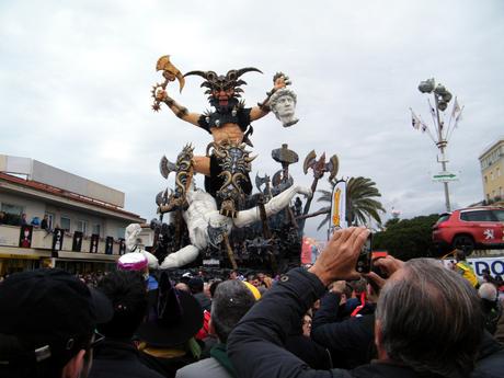 Viareggio - Carnevale 2016 02 09 - DSCF0277