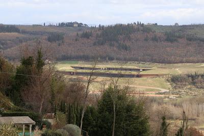 la cantina di Antinori a Bargino