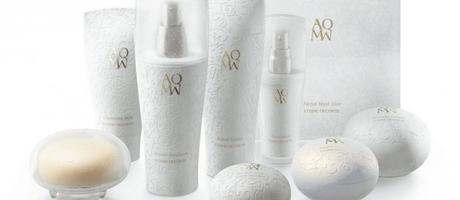 AQMW, la linea beauty che aiuta la pelle a rigenerarsi