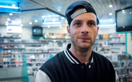 Clementino al Centro Commerciale Auchan di Napoli [FIRMACOPIE]