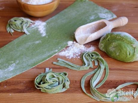 Pasta verde fatta in casa