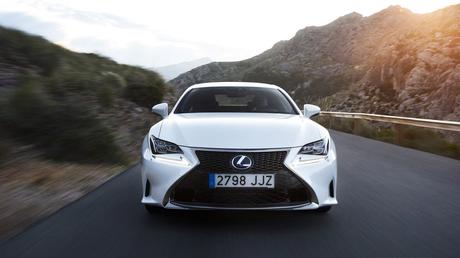 Lexus RC Hybrid, la nuova coupé ibrida arriva in Italia - Speciale