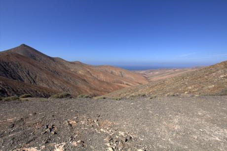 Fuerteventura, come viaggiare spendendo poco. Spiaggia di Cofete. Cucina tradizionale Canaria