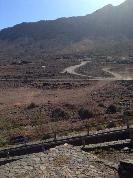 Fuerteventura, come viaggiare spendendo poco. Spiaggia di Cofete. Cucina tradizionale Canaria