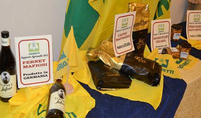 ROMA. Terreni, cascine, aziende e abitazioni: così la mafia si infiltra in Lombardia, sesta regione per beni sotto sequestro.