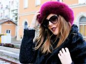 Total black outfit cappello color ciclamino