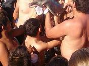 Delfino ucciso selfie! Ecco follia umana…