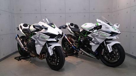 Kawasaki Ninja H2 by Trickstar