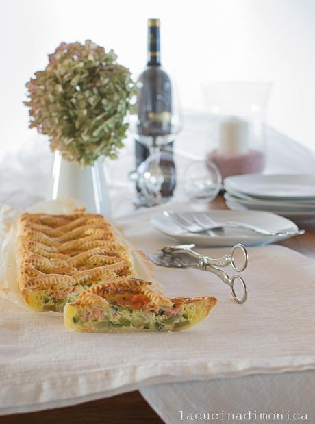 TORTA SALATA CON ZUCCHINE E SALMONE