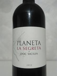 La Segreta Rosso Doc Sicilia, Aziende agricole Planeta