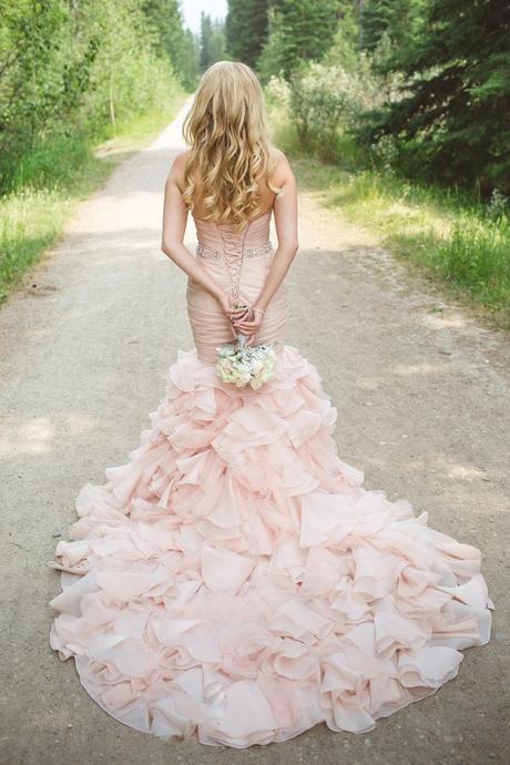 wedding-dress-pantone-rose-quartz