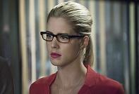 “Arrow 4”: Emily Bett Rickards sulla rivelazione di [spoiler], la teoria sulla morte di Felicity