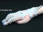 Exo-Glove Poly: guanto robotico disabili