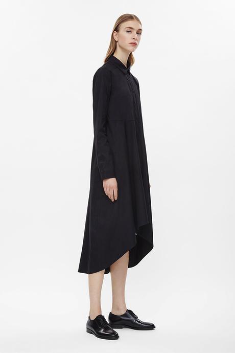 Abbiamo lasciato la saliva sulla nuova collezione di COS