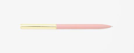 Abbiamo lasciato la saliva sulla nuova collezione di COS