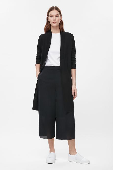 Abbiamo lasciato la saliva sulla nuova collezione di COS