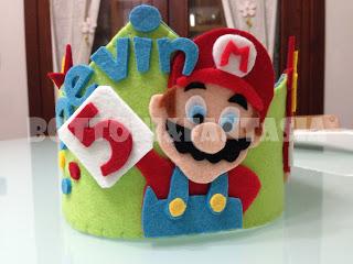 Una coroncina di compleanno per un seguace di Super Mario!!!