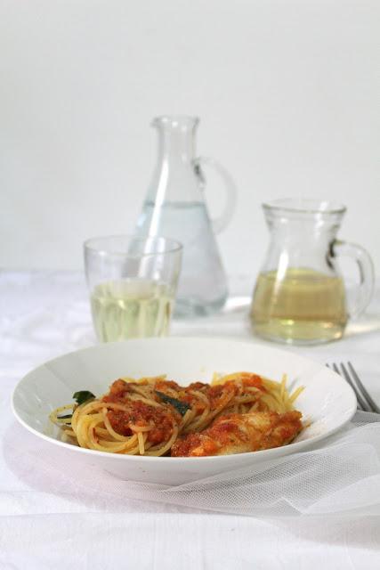 spaghetti con gallinella di mare