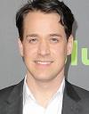 T.R. Knight torna a ABC nel pilot prodotto da Reese Witherspoon