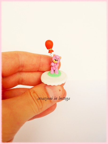Orsetto con palloncino in miniatura