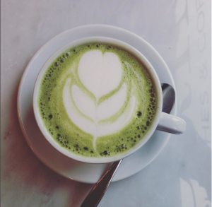 Matcha cappuccino da Panini Durini a Milano