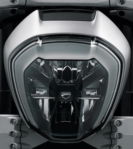 Ducati X-Diavel 2016 - Details