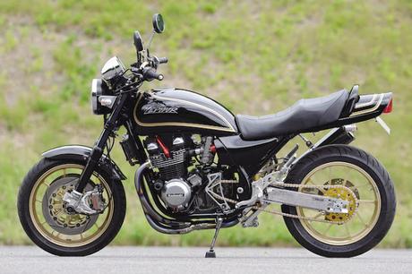 Kawasaki Zephyr 750 by NOJIMA-Japan