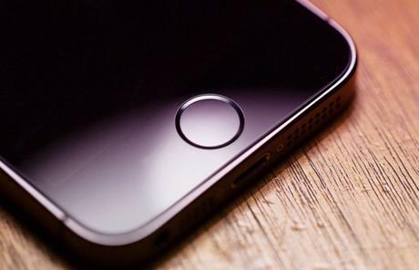 Arriva iPhone SE: iPhone 5s sarà a metà prezzo