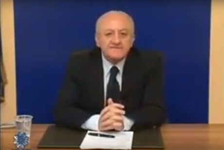 torre del greco, de luca contro borriello