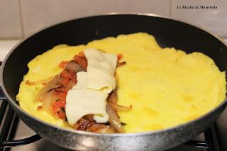 Omelette pomodoro e cipolla
