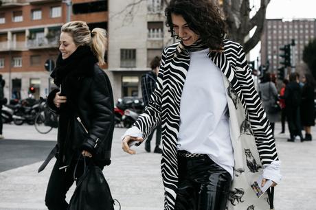 Smilingischic_street_style_milano_fashion_week_fall_winter_16_17-9378