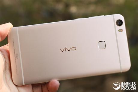 vivo-xplay-5-5