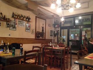 Trattoria Pizzeria La Rustica - Via San Vitale 64a - Bologna . Tel. 0510285993