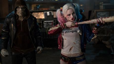 Quando sono ambientati Suicide Squad e Wonder Woman all'interno dell'Universo DC Comics?