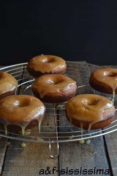 Re-Cake 2.0: donuts speziati con glassa allo sciroppo d'acero