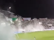 (VIDEO)Nice pyroshow passion Liga Deportiva Universitaria Portoviejo Barcelona Ecuador