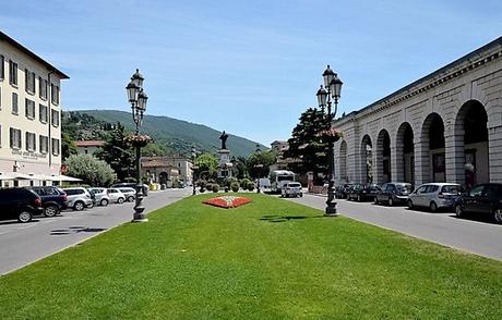 autori famosi brescia amazingbrescia piazzale arnaldo