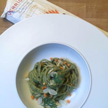 Spaghetti al pesto verde di carote