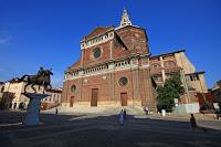 PAVIA.Togliere lo ztl dalle 19 alle 6: i commercianti del centro storico dicono no.