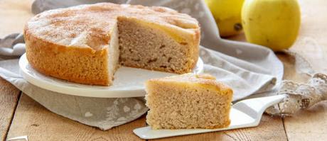 Torta di mele, albumi e cannella