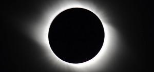 L’eclissi totale di Sole nel Pacifico
